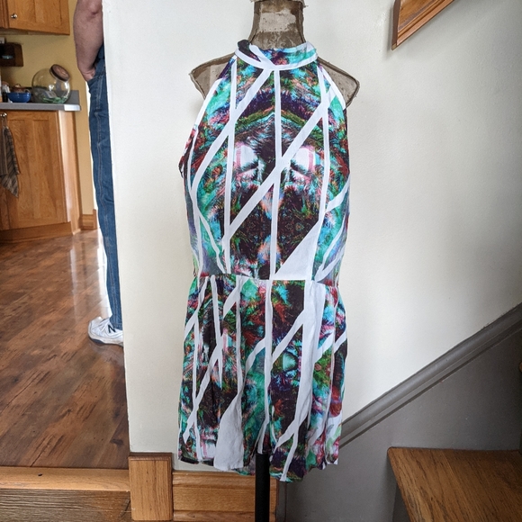 Isla size small, Island romper - Picture 7 of 11